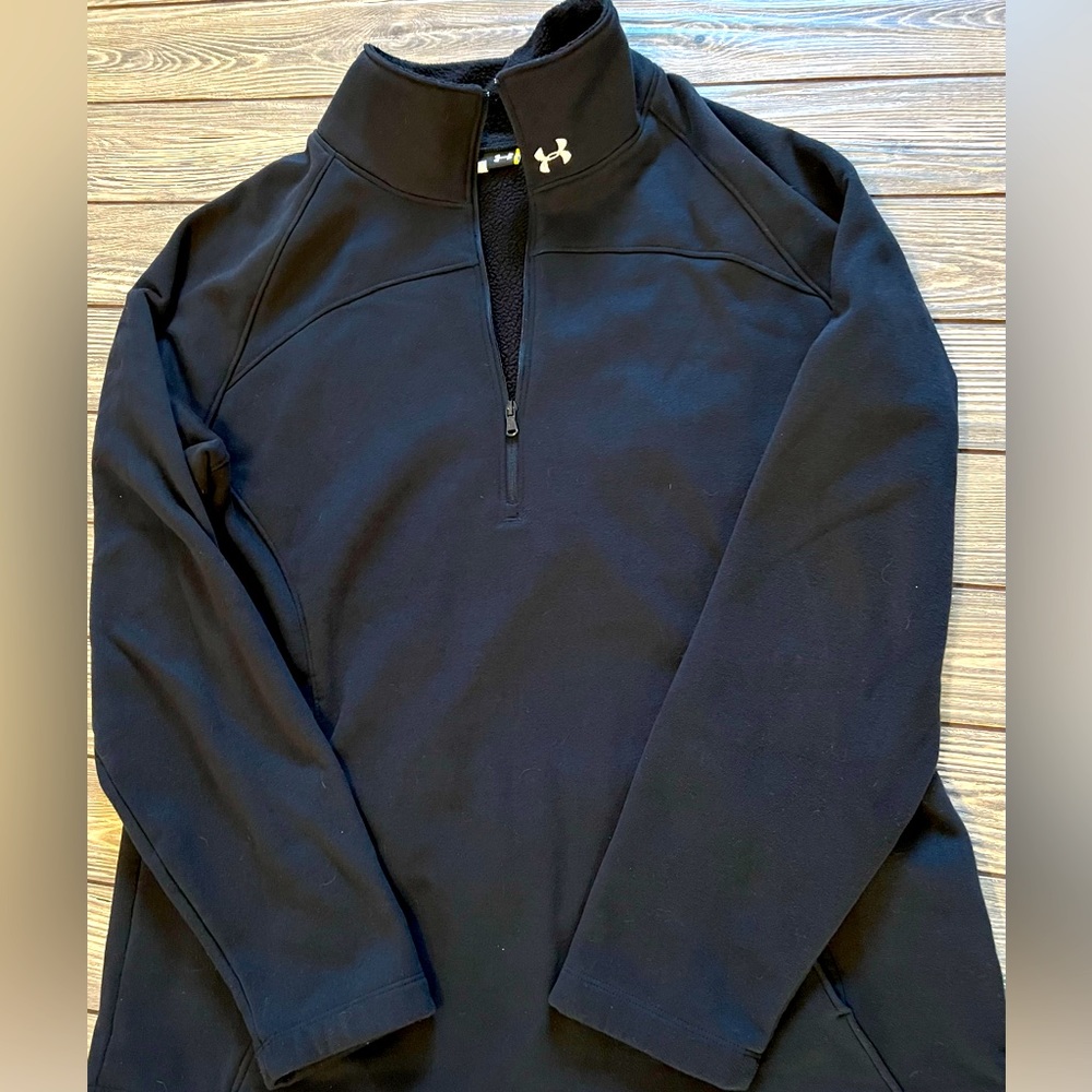 1/4 Womens Under Armour pullover size L